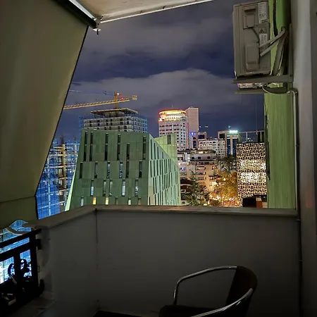 Denny'S Apartment At Blloku Tirana Exterior photo